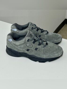 Women’s 8 D Grey Suede Leather Propet STABILITY WALKER Walking Shoes Sneakers